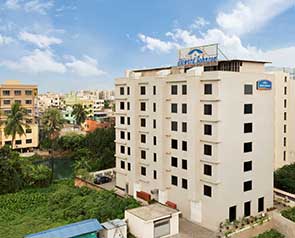 Howard Johnson by Wyndham Kolkata - GetYourVenue