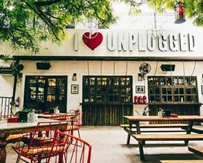 Unplugged Courtyard - GetYourVenue