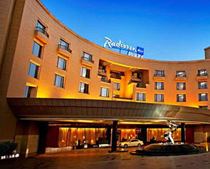 Radisson Blu Plaza  - GetYourVenue